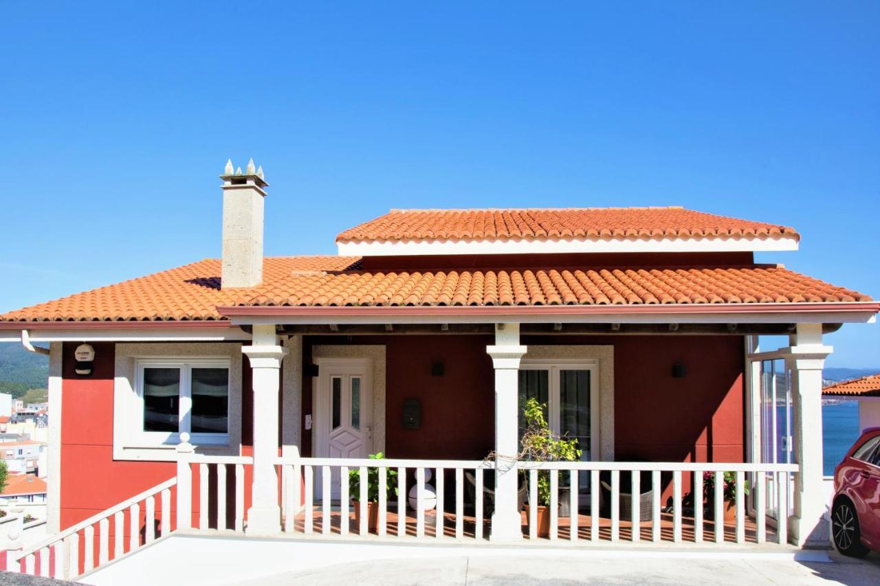 Hospedium Galitrips Vila Maruja Corme Exterior foto